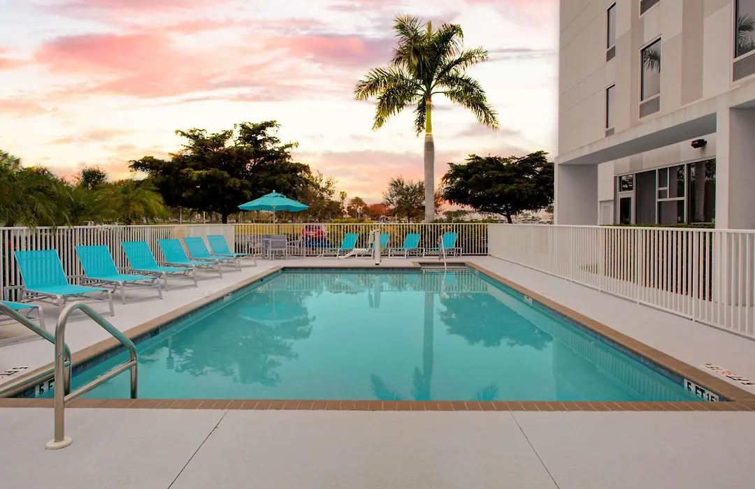Hampton Inn & Suites Sarasota / Bradenton - Airport-1