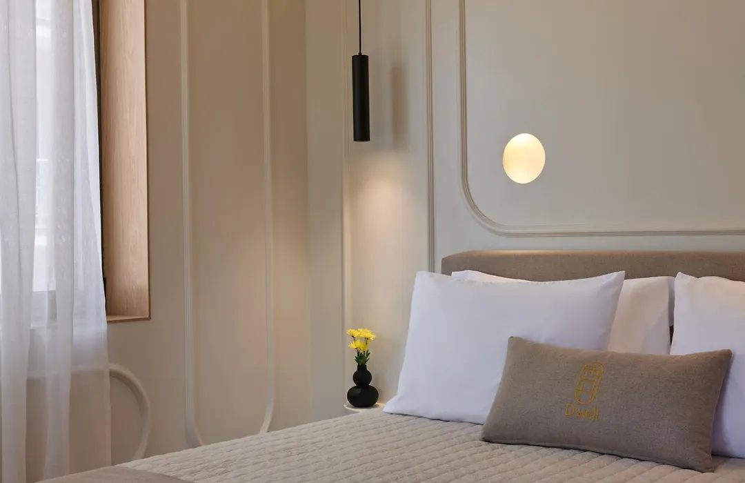Dwell - Elegant City Stay-1