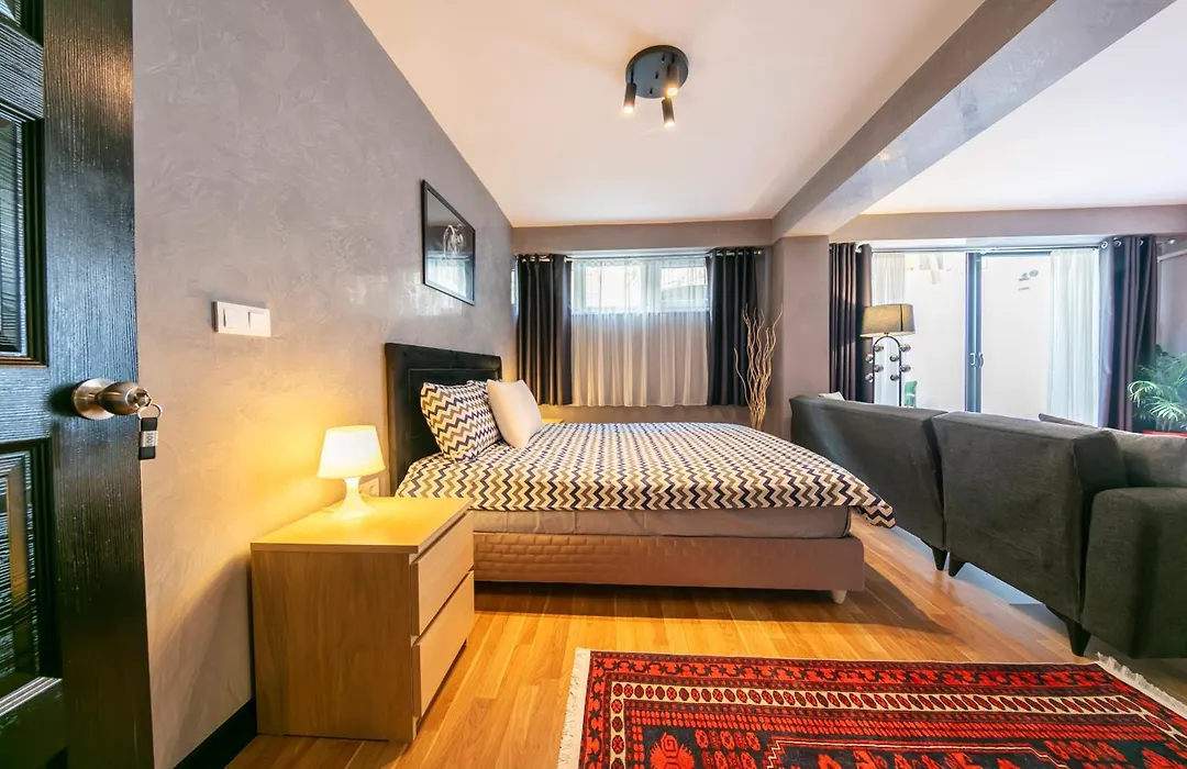 Hexa Suites Hotel-1