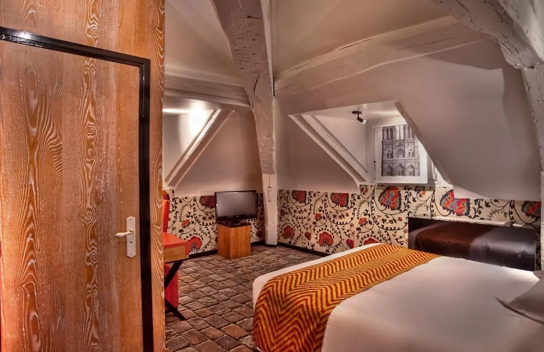 Hotel Le Notre Dame Saint Michel-1