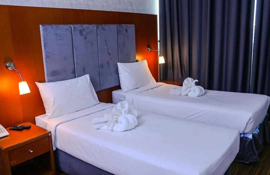 Boonmax Hotel-1