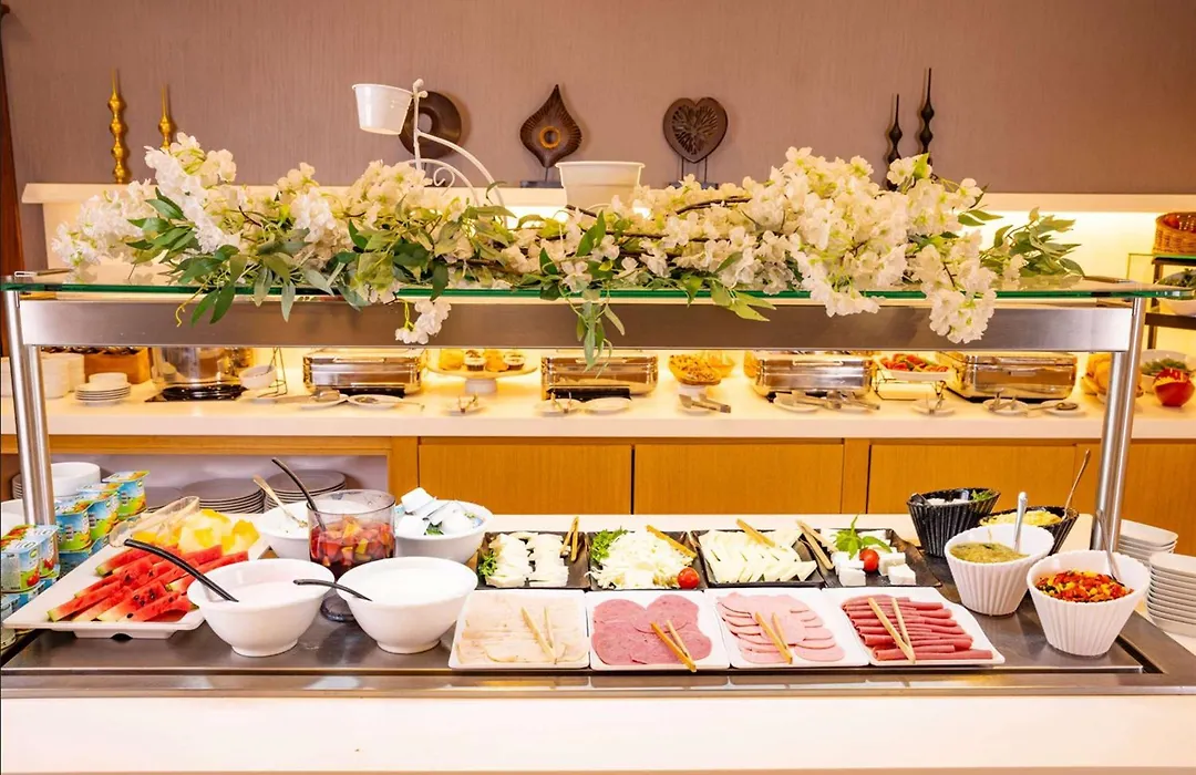 Ramada By Wyndham Istanbul Alibeykoy-1