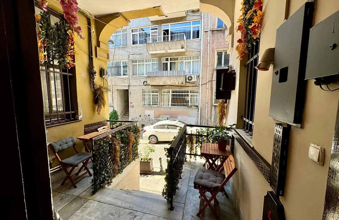 Otel Kadikoey-1