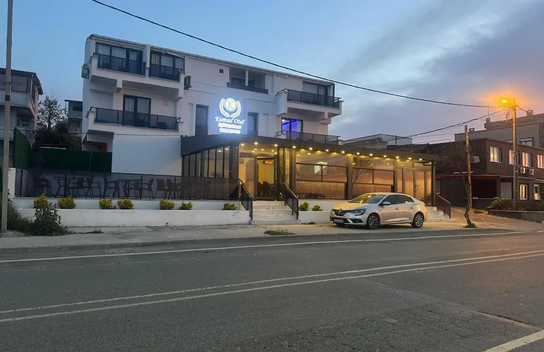Istanbul Airport Kumsal Otel-1
