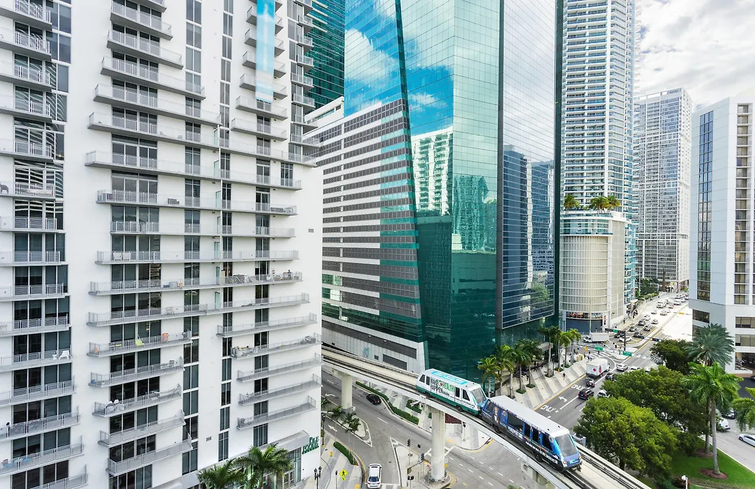 Courtyard Miami Downtown Brickell Area-1