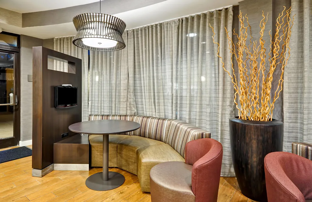 Courtyard By Marriott Jacksonville Airport/ Northeast-1