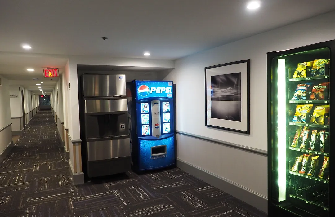 Best Western Plus Vancouver Airport Hotel-1