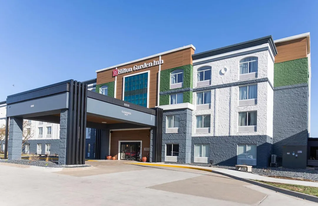 Hilton Garden Inn Des Moines Airport-1