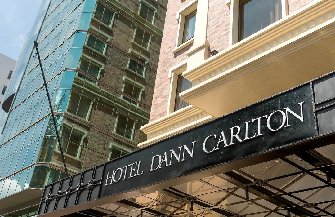 Dann Carlton Quito-1