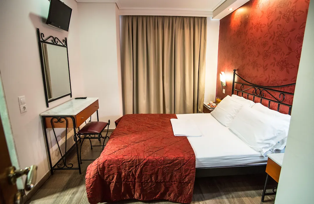 Argo Hotel Piraeus-1