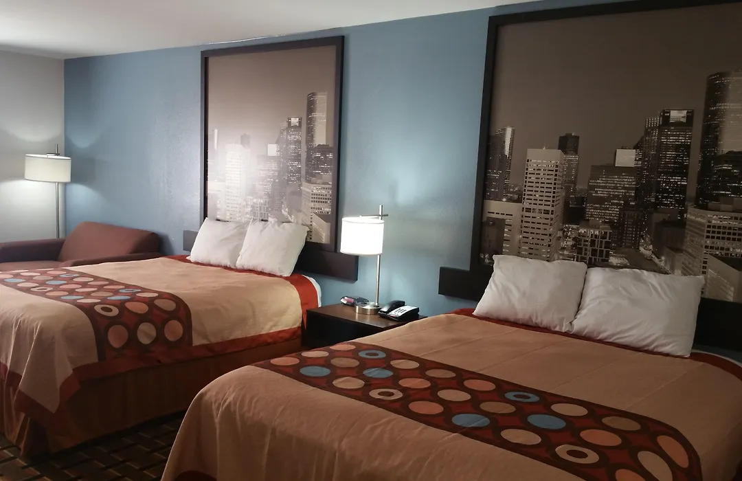 Quality Suites Houston Hobby Airport-1