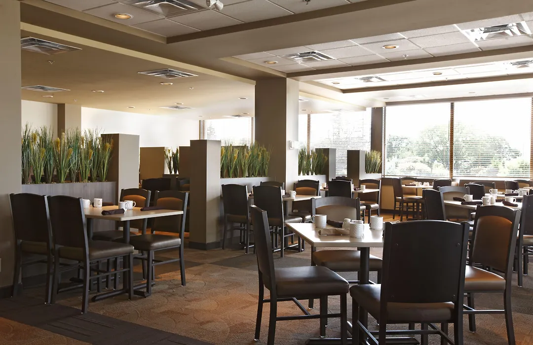 Viscount Gort Hotel, Banquet & Conference Centre-1