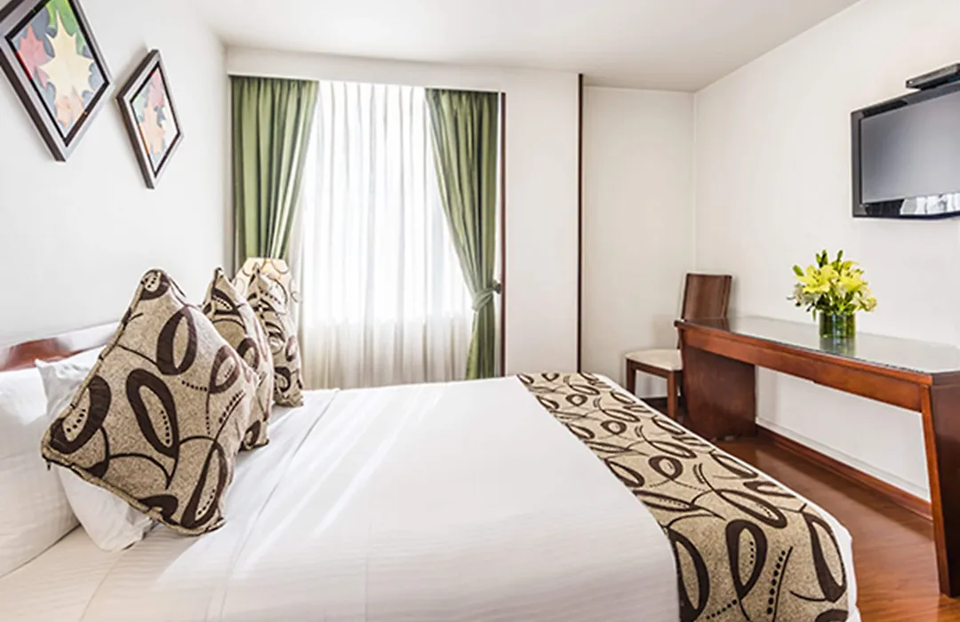 Hotel Platinum Suite-1