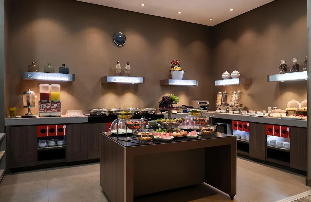 Hampton By Hilton Bogota Airport-1