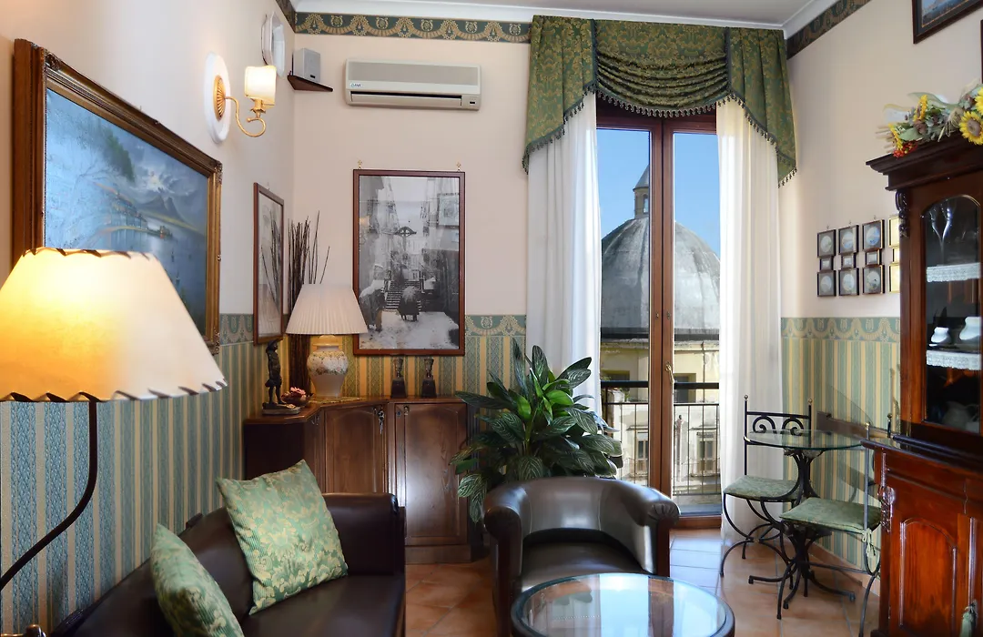 Pinto-Storey Hotel-1