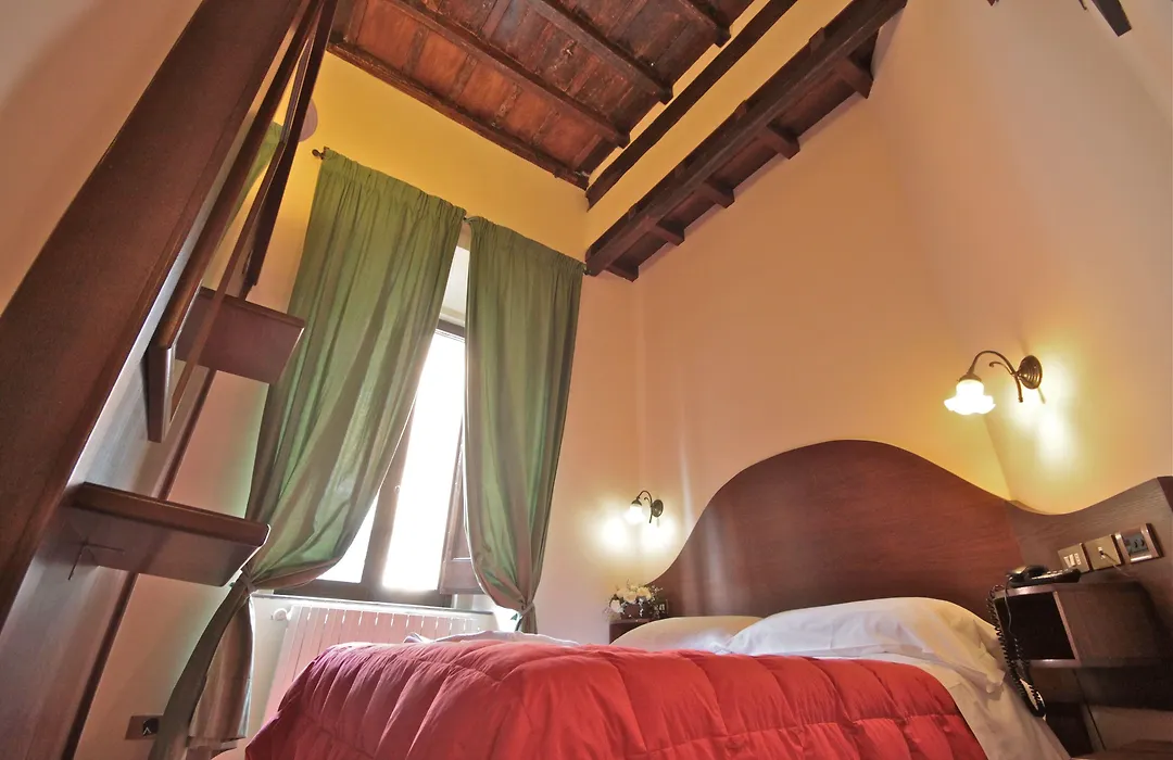 Hotel Panda-1