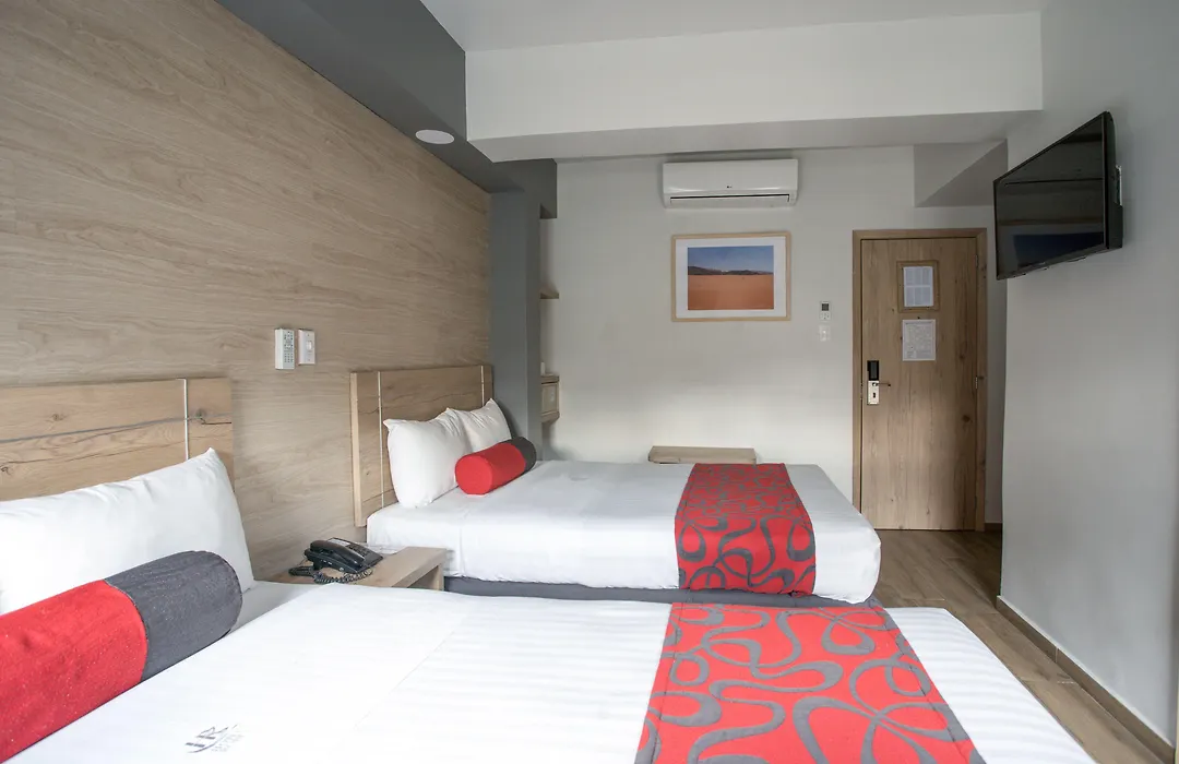 Hotel Roble-1