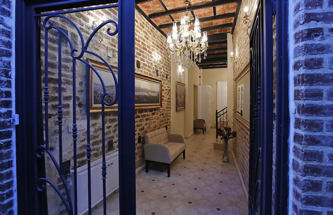 Art Nouveau Galata-1