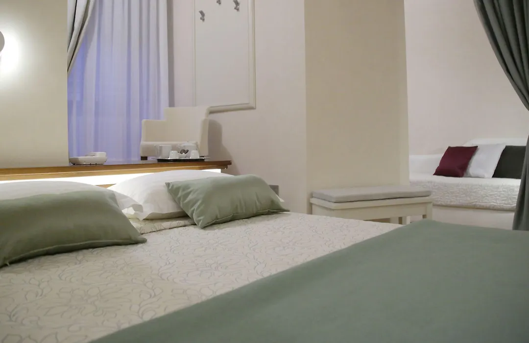 Hotel Renaissance-1