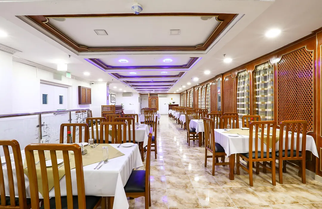 La Villa Suites Hotel-1