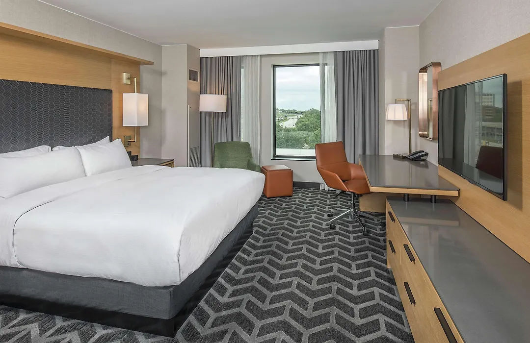 Hilton Des Moines Downtown-1