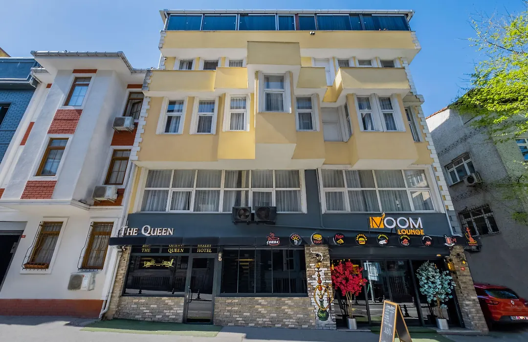 The Queen Hotel-1
