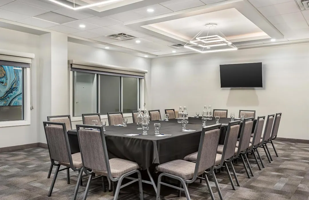 Executive Residency By Best Western Calgary City View North-1