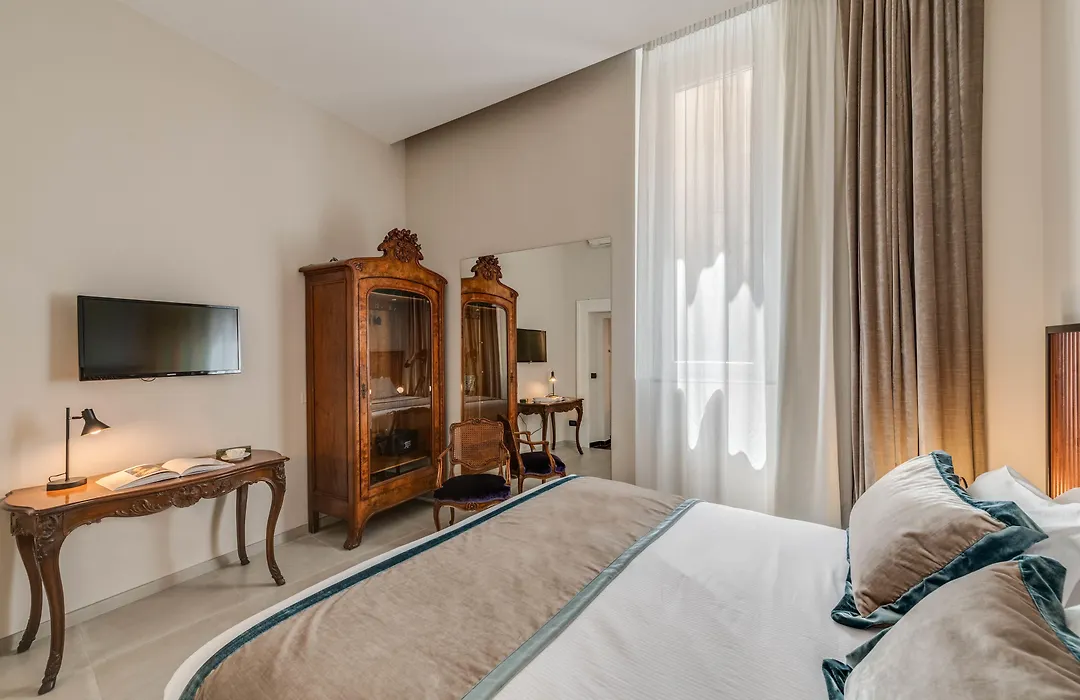 Adrianus Hotel-1