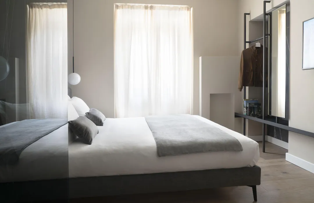 Della Spiga Suites By Brera Apartments-1