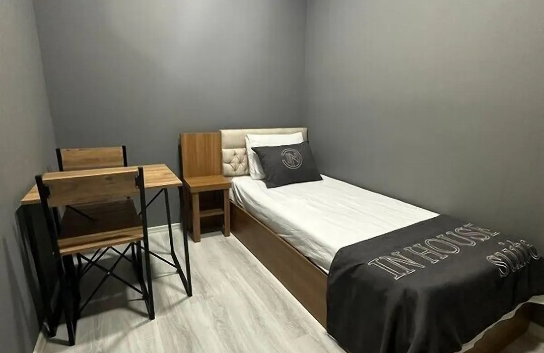 The Core Otel-1