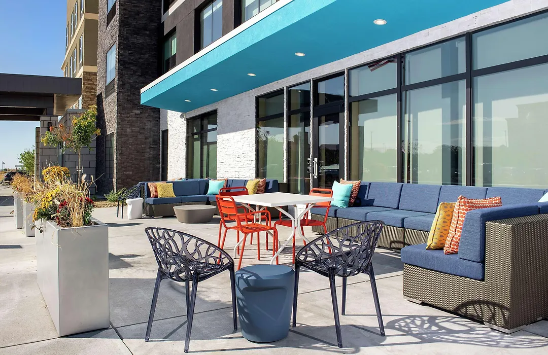 Tru By Hilton Denver Airport Tower Road-1