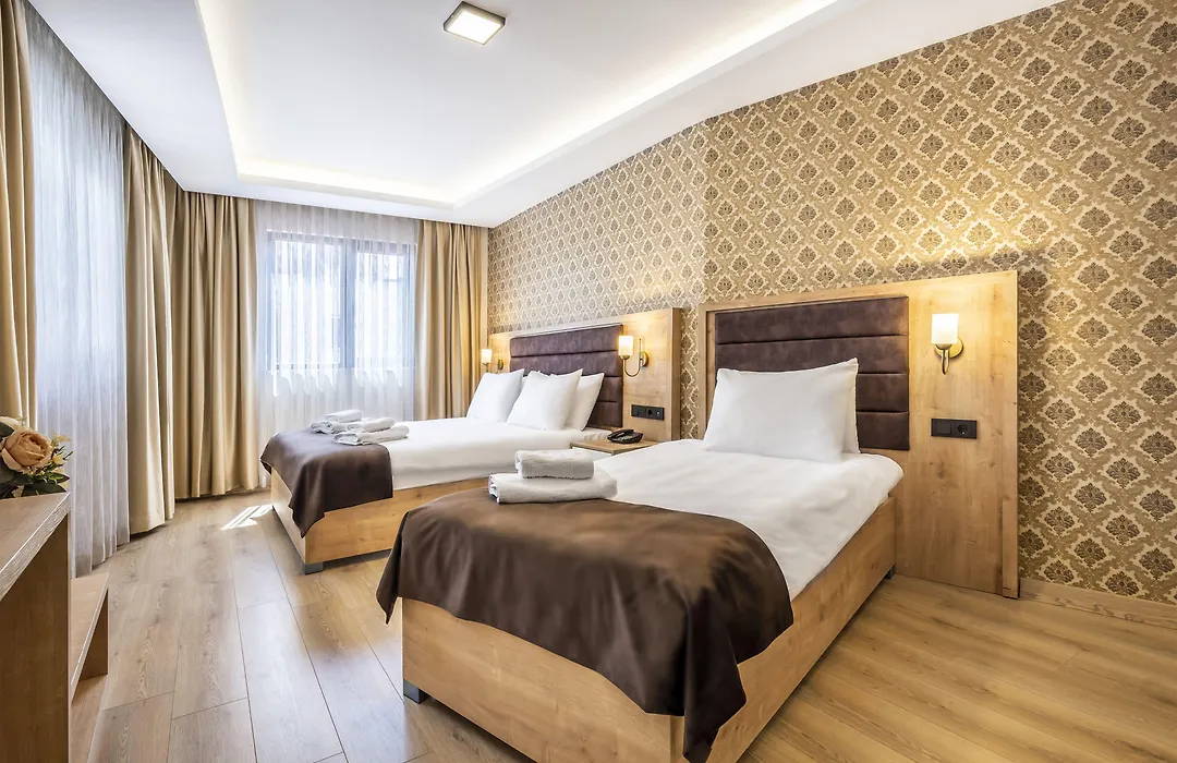 Emin Palace-1