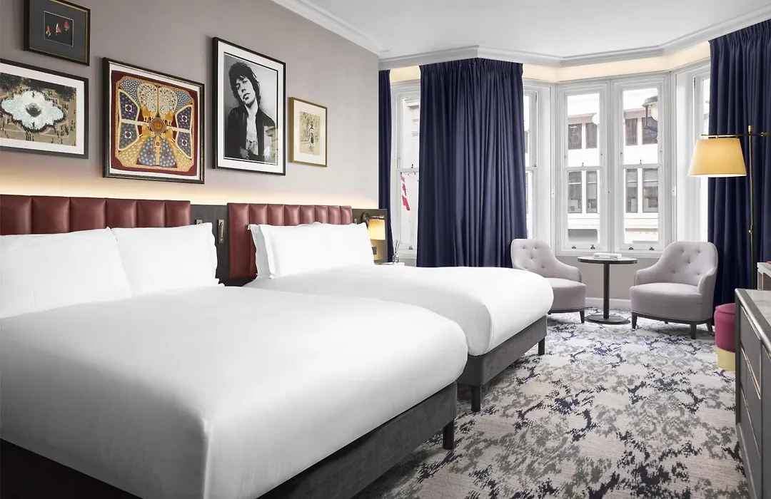 The Trafalgar St James London Curio Collection By Hilton-1