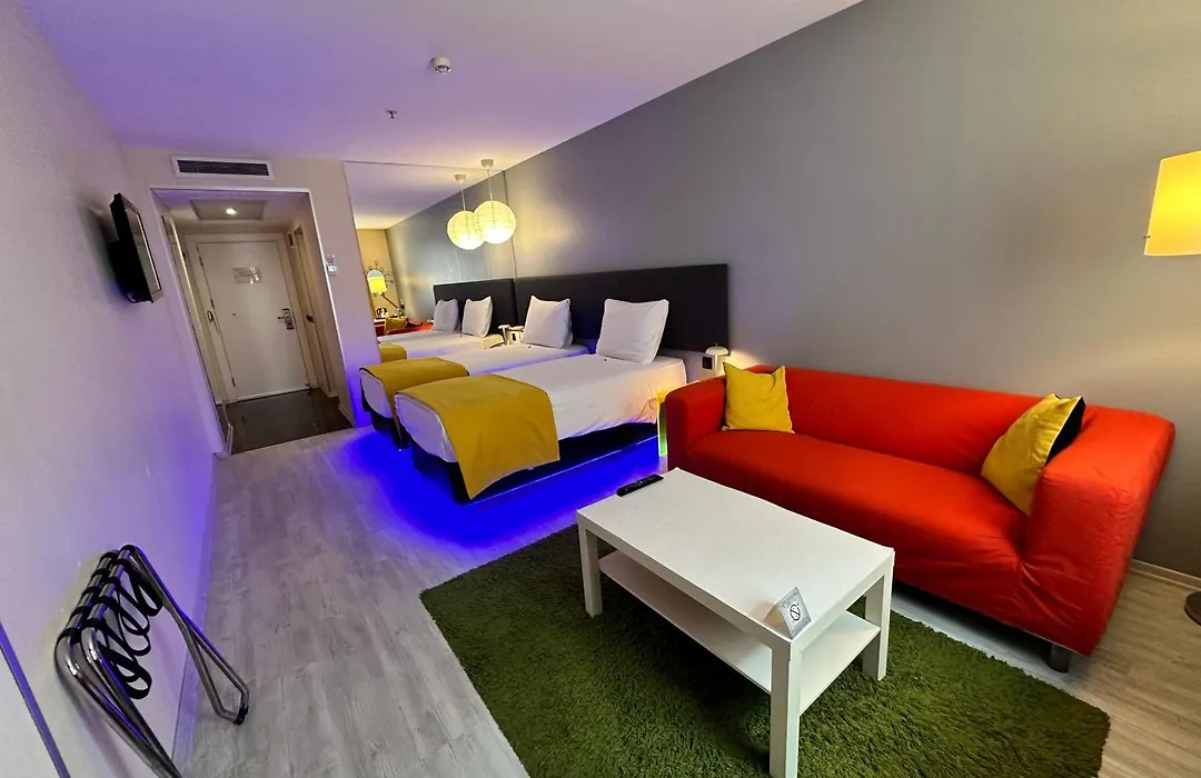Tempo Suites Airport-1