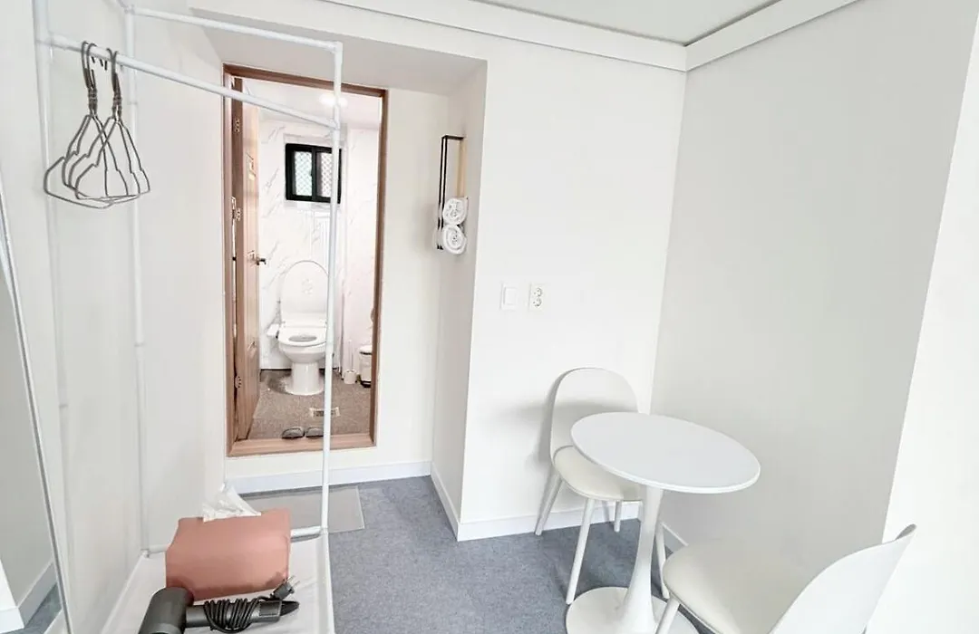 Y'S House-1