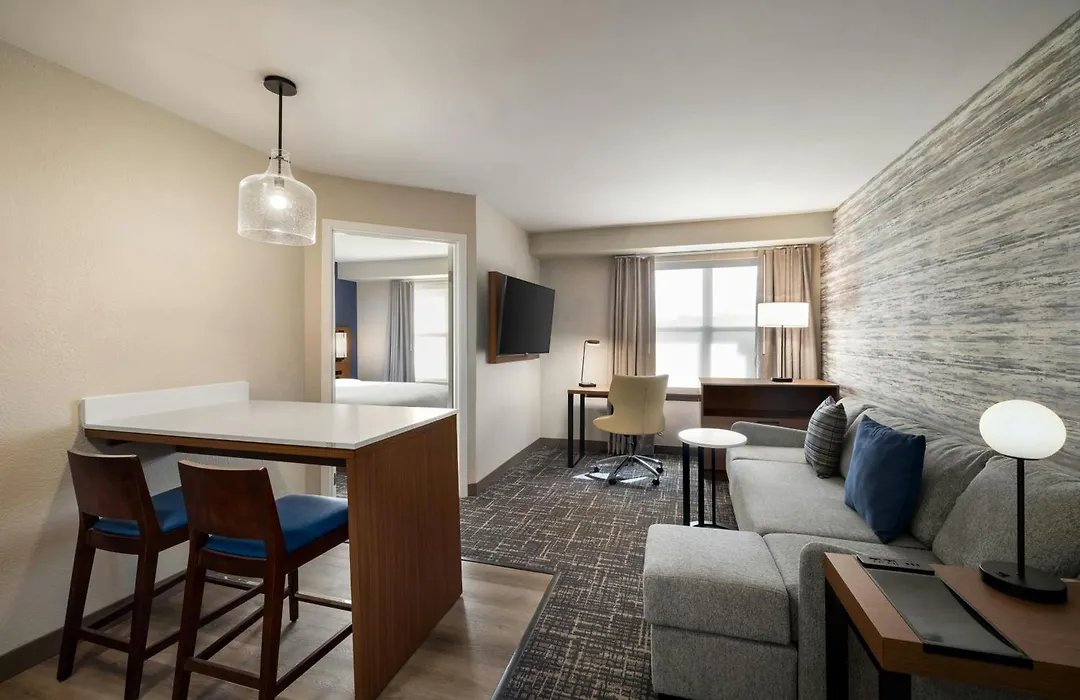 Residence Inn Indianapolis Airport-1