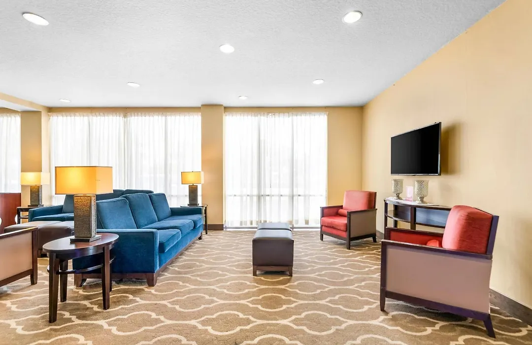 Comfort Suites Orlando Airport-1