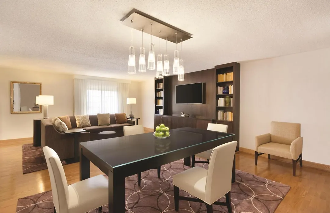 Embassy Suites Greenville Golf Resort & Conference Center-1