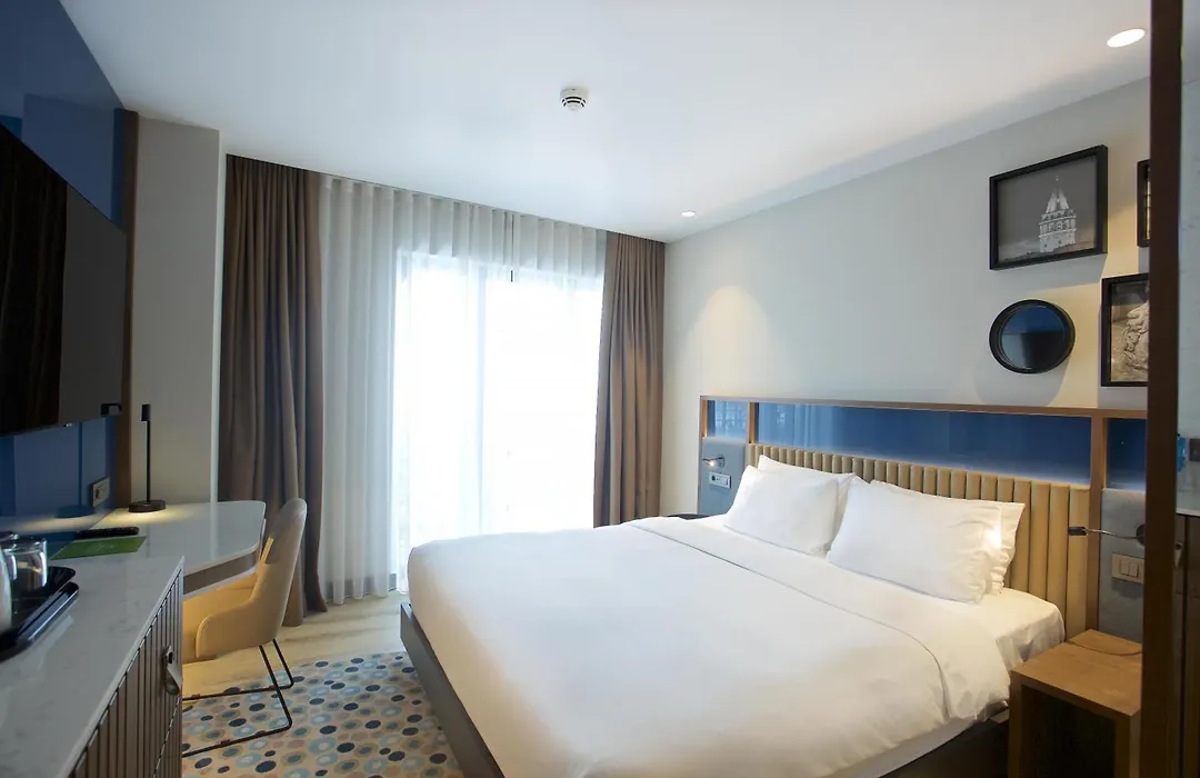 Hampton By Hilton Istanbul Old City-1
