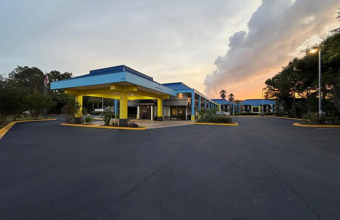 Days Inn By Wyndham Jacksonville Airport-1