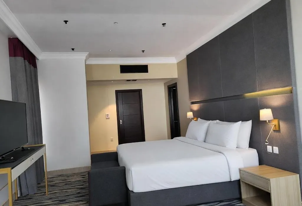 Ramada By Wyndham Doha Old Town-1