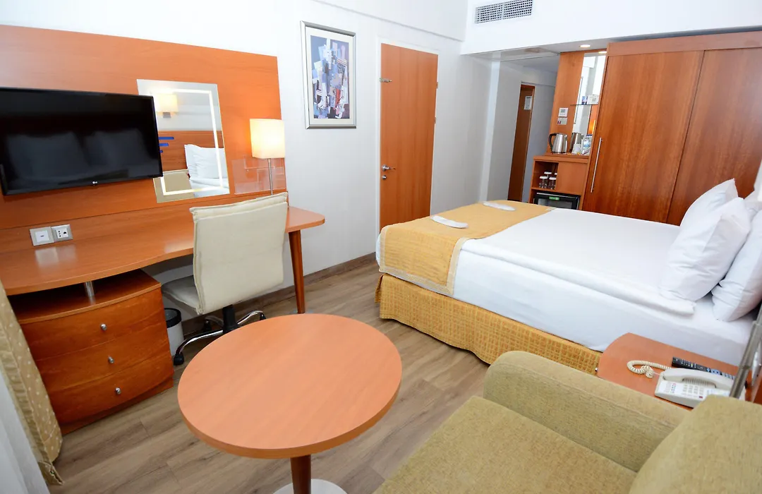 Holiday Inn Istanbul City By Ihg-1