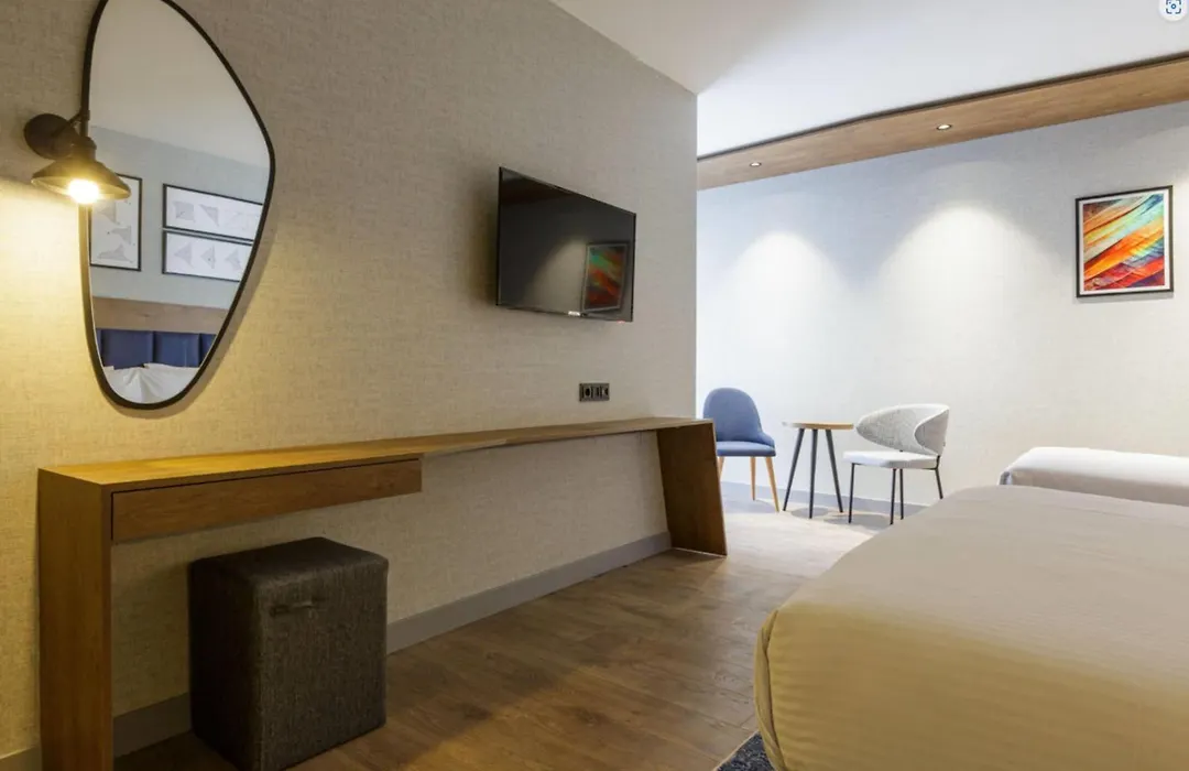 Ramada Encore By Wyndham Istanbul Arnavutkoy-1