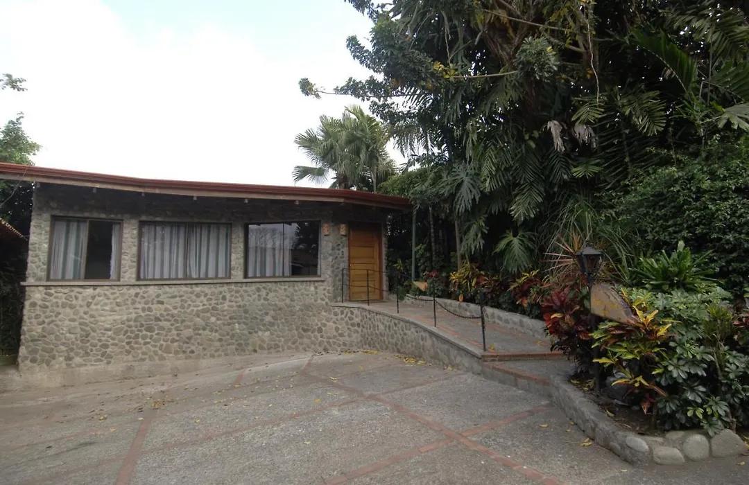 Costa Verde Inn-1