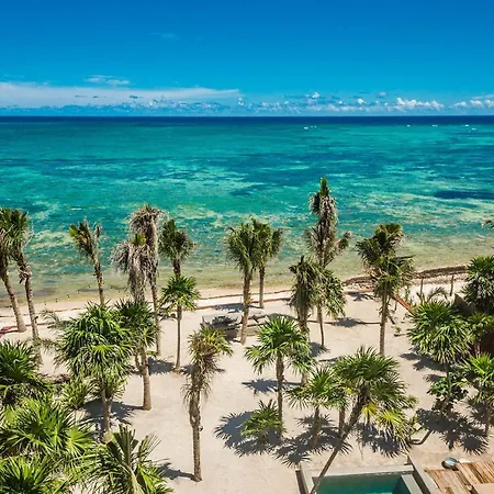 Beachfront Villa Soliman Bay 12-2