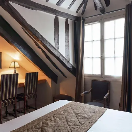 Hotel Saint-Louis Marais-3