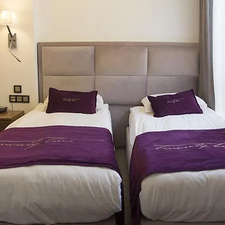 The 22 Hotel-2