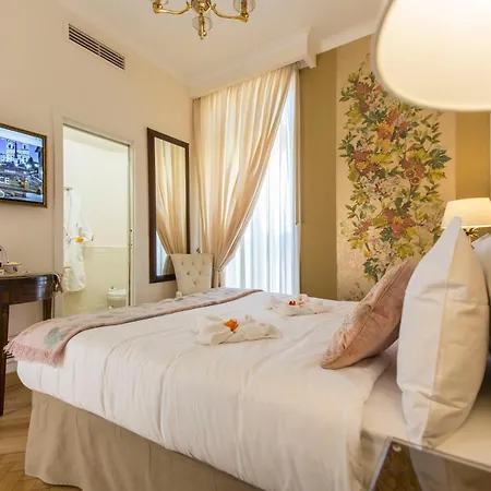 Royal Suite Trinita Dei Monti-2