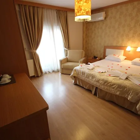 Flower Palace Hotel-3