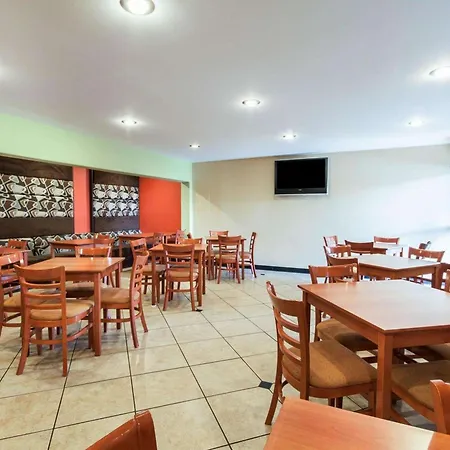 Quality Inn Airport El Paso East-3